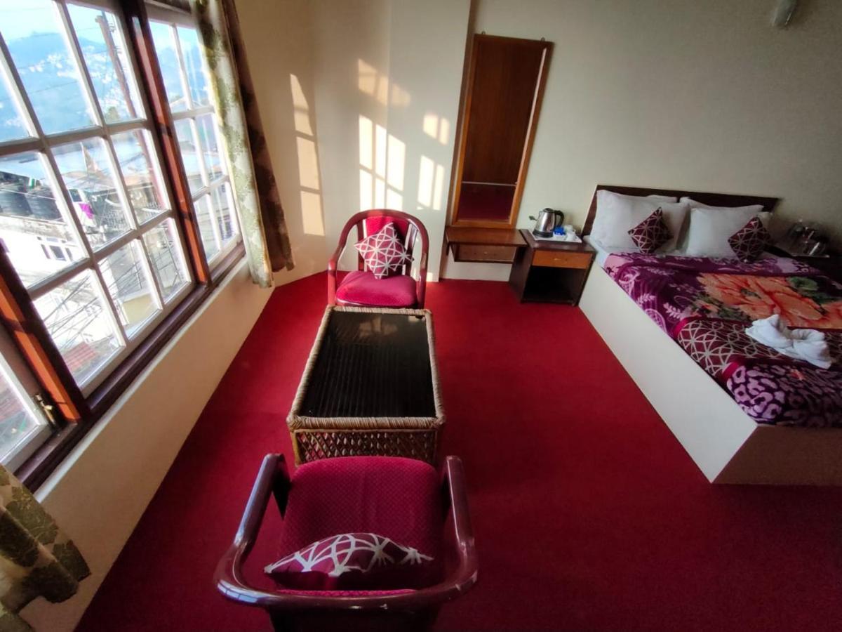 Hotel Rudra Bhawan Дарджилинг Экстерьер фото
